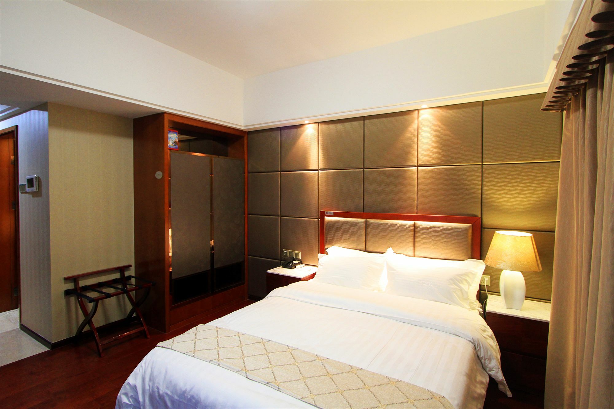 Foshan Poltton International Serviced Apartment-Canton Fair Free Shuttle Bus ภายนอก รูปภาพ